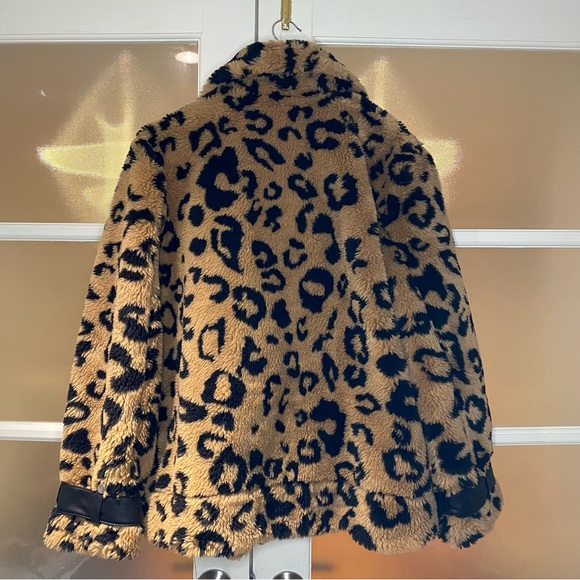 🌟Host Pick🌟 Avec Les Filles Leopard Teddy Biker Jacket - Picture 6 of 8